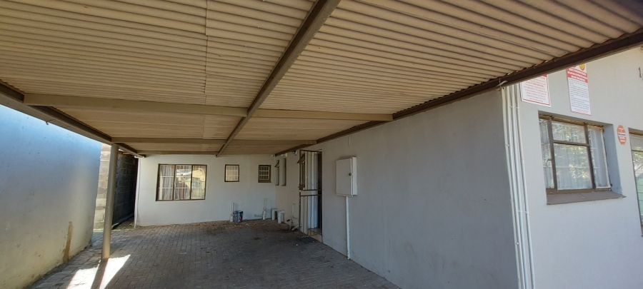 23 Bedroom Property for Sale in Brandwag Free State